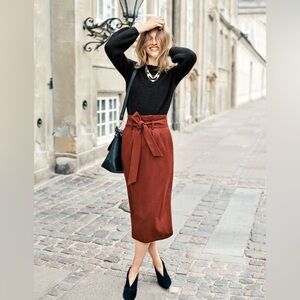 BODEN Rosemoor Paperbag Midi Skirt Size 10 8
Plum Burgundy Wool Belt Bow Work
